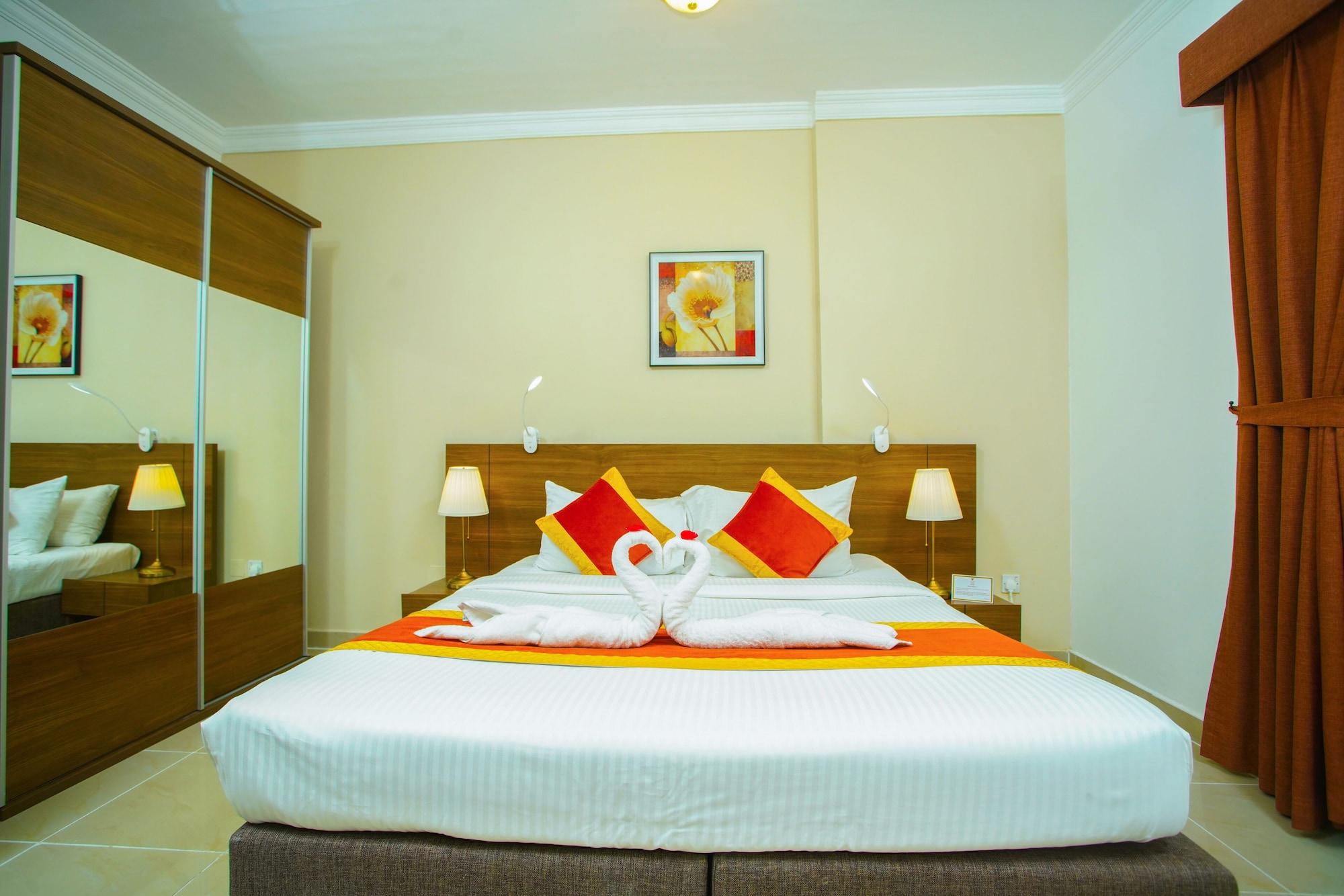 La Villa Inn Hotel Apartments Доха Екстериор снимка